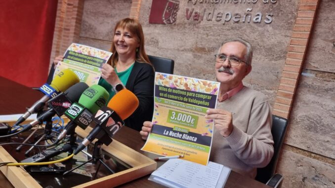 Una-campana-con-3.000-euros-en-premios-impulsa-las-compras-en-el-comercio-local-de-Valdepenas