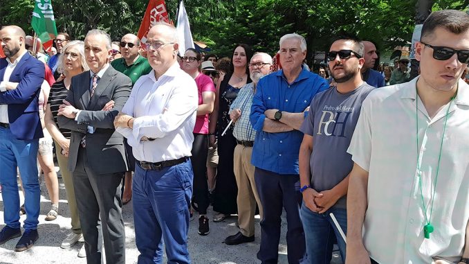 El-alcalde-se-ha-sumado-a-las-protestas-de-los-trabajadores-de-Fertiberia-en-Puertollano