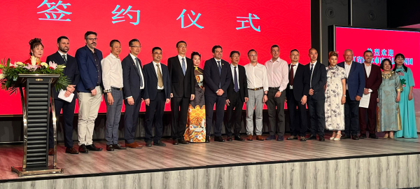 La-Diputacion-de-Ciudad-Real-impulsa-el-fortalecimiento-de-los-lazos-comerciales-entre-las-bodegas-de-la-provincia-y-la-region-china-de-Qingtian