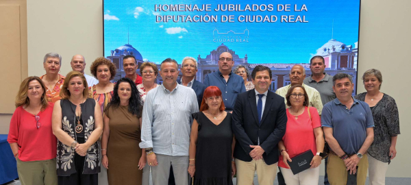 La-Diputacion-de-Ciudad-Real-rinde-homenaje-a-los-funcionarios-jubilados-en-el-ano-2023