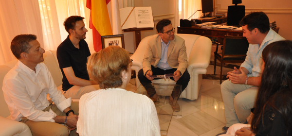 La-Diputacion-muestra-su-respaldo-a-la-Hermandad-de-Jesus-Nazareno-de-Ciudad-Real-con-motivo-de-su-tercer-centenario