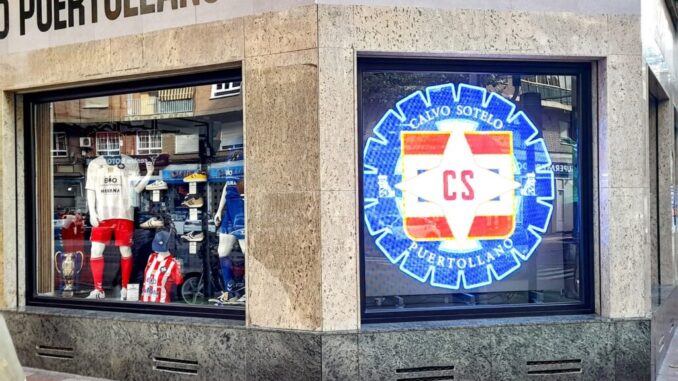 El-Calvo-Sotelo-Puertollano-CF-instala-una-nueva-pantalla-LED-en-su-sede-social