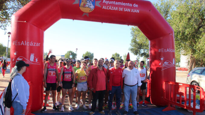 La-XXVII-edicion-de-la-Media-Maraton-de-Alcazar-de-San-Juan-cosecha-un-arrollador-exito-reuniendo-a-mas-de-600-participantes