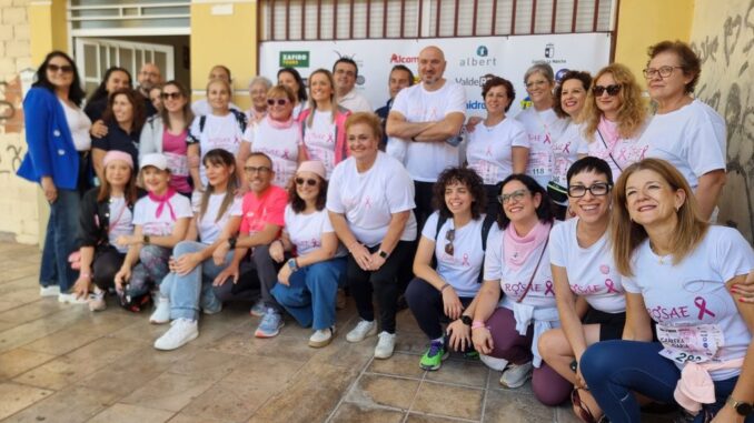Vanessa-Irla-resalta-la-importancia-de-la-prevencion-y-deteccion-para-luchar-contra-el-cancer-de-mama