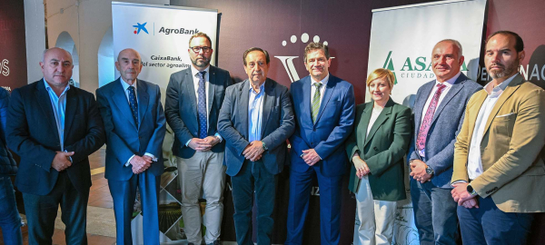 Valverde-apuesta-por-que-se-favorezca-la-incorporacion-de-jovenes-a-la-agricultura-como-sector-clave-de-la-economia-provincial