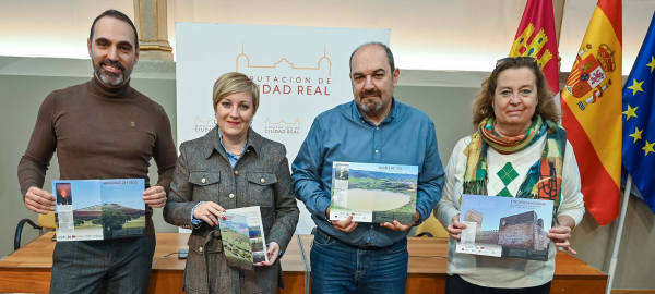 Presentadas-en-la-Diputacion-cuatro-guias-interpretativas-para-acercar-el-patrimonio-volcanico-del-Campo-de-Calatrava-a-la-ciudadania