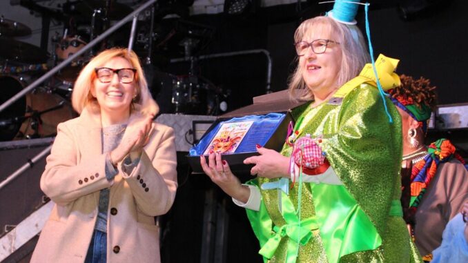 El-carnaval-echo-a-rodar-entre-‘hilvanes-y-humor-manchego