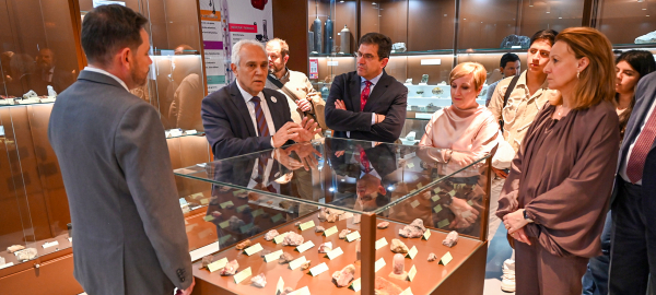 Valverde-confia-en-que-el-proyecto-Geoparque-brinde-nuevas-posibilidades-que-impulsen-un-territorio-de-reivindicaciones-como-es-Almaden-y-su-comarca