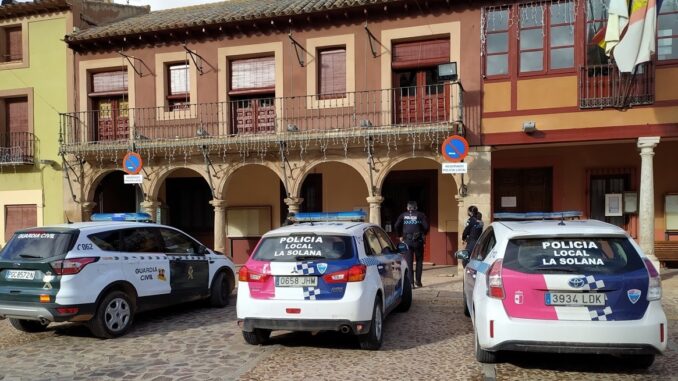 Denunciado-un-conductor-por-circular-sin-permiso-tras-perder-todos-los-puntos-del-carne