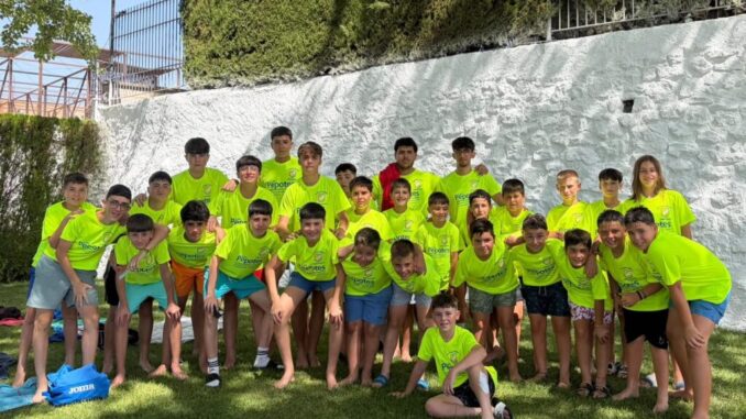 La-cantera-de-futbol-sala-se-cita-en-su-campus-de-verano