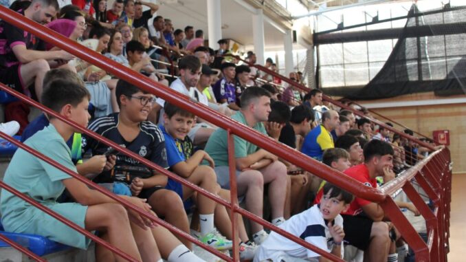 Los-Secuaces-de-Lelo-vencedores-del-maraton-de-futbol-sala