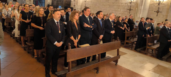 El-presidente-de-la-Diputacion-celebra-la-Asuncion-en-la-misa-en-honor-a-la-Virgen-del-Prado-en-Ciudad-Real-y-acompanando-a-la-Virgen-Maria-en-procesion-en-Bolanos