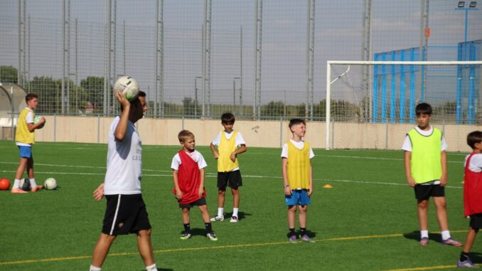 Futbol-diversion-y-cantera-en-La-Moheda