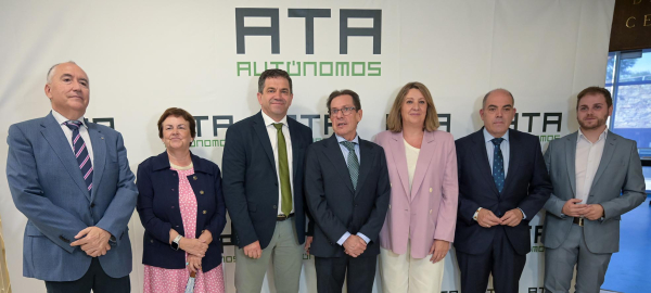 divValverde-reafirma-el-compromiso-decidido-explicito-y-sin-fisuras-de-la-Diputacion-de-Ciudad-Real-con-los-autonomos-y-destaca-su-papel-esencial-en-la-economia-provincialdiv