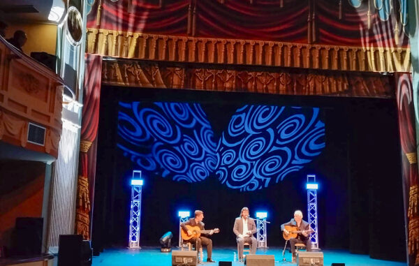 Gregorio-Moya-Lampara-Minera-2025-conmovio-anoche-al-publico-del-Encuentro-de-Poesia-organizado-por-la-Diputacion-de-Ciudad-Real-con-una-noche-repleta-de-flamenco-con-alma-de-poeta