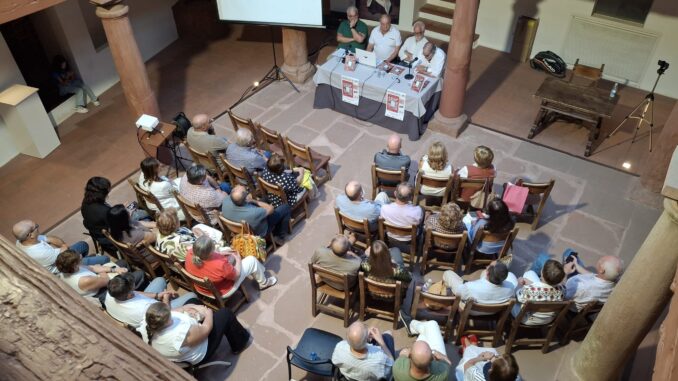 Juan-Antonio-Blasco-presenta-en-el-Museo-Casa-del-Hidalgo-el-libro-Cinco-Casas.-Breve-mirada-a-su-historia