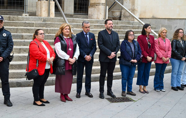 Maria-Antonia-Alvaro-reafirma-el-compromiso-de-la-institucion-provincial-con-la-proteccion-de-las-mujeres-y-pide-una-mayor-colaboracion-de-la-ciudadania-frente-a-la-violencia-machista