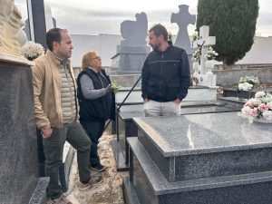 Se-intensifican-los-trabajos-de-mantenimiento-del-Cementerio-para-la-festividad-de-Todos-los-Santos