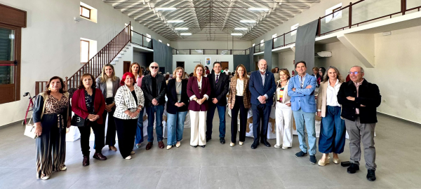 Valverde-reivindica-el-papel-de-la-mujer-y-mas-financiacion-para-los-pueblos-del-medio-rural-en-el-XIV-Encuentro-de-Mujeres-en-Igualdad-de-la-comarca-de-Almaden-celebrado-en-Agudo
